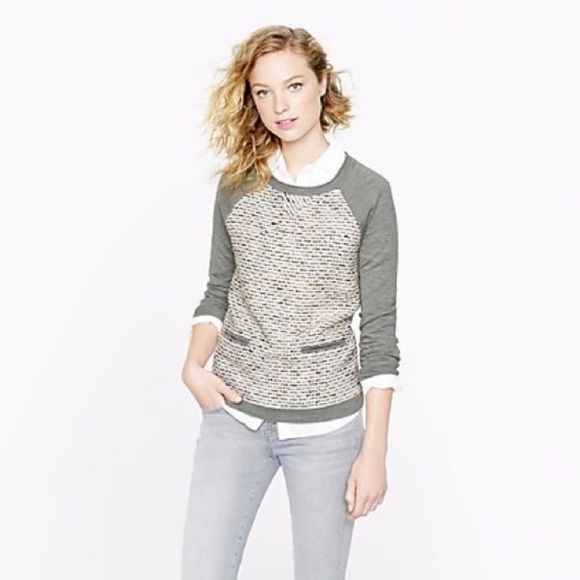 J Crew Baseball Boucle Tweed Sweater Grey Cream Multi Medium Pullover Raglan - Picture 1 of 14